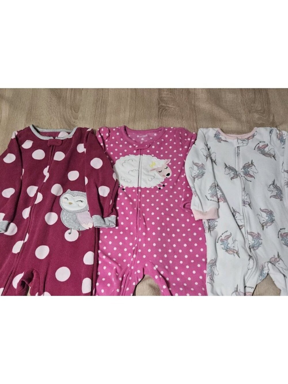 Lot Of 3 Fleece Footed Pajamas Pjs Girls Sizes 3t & 4t  Carters Cozy Colorful